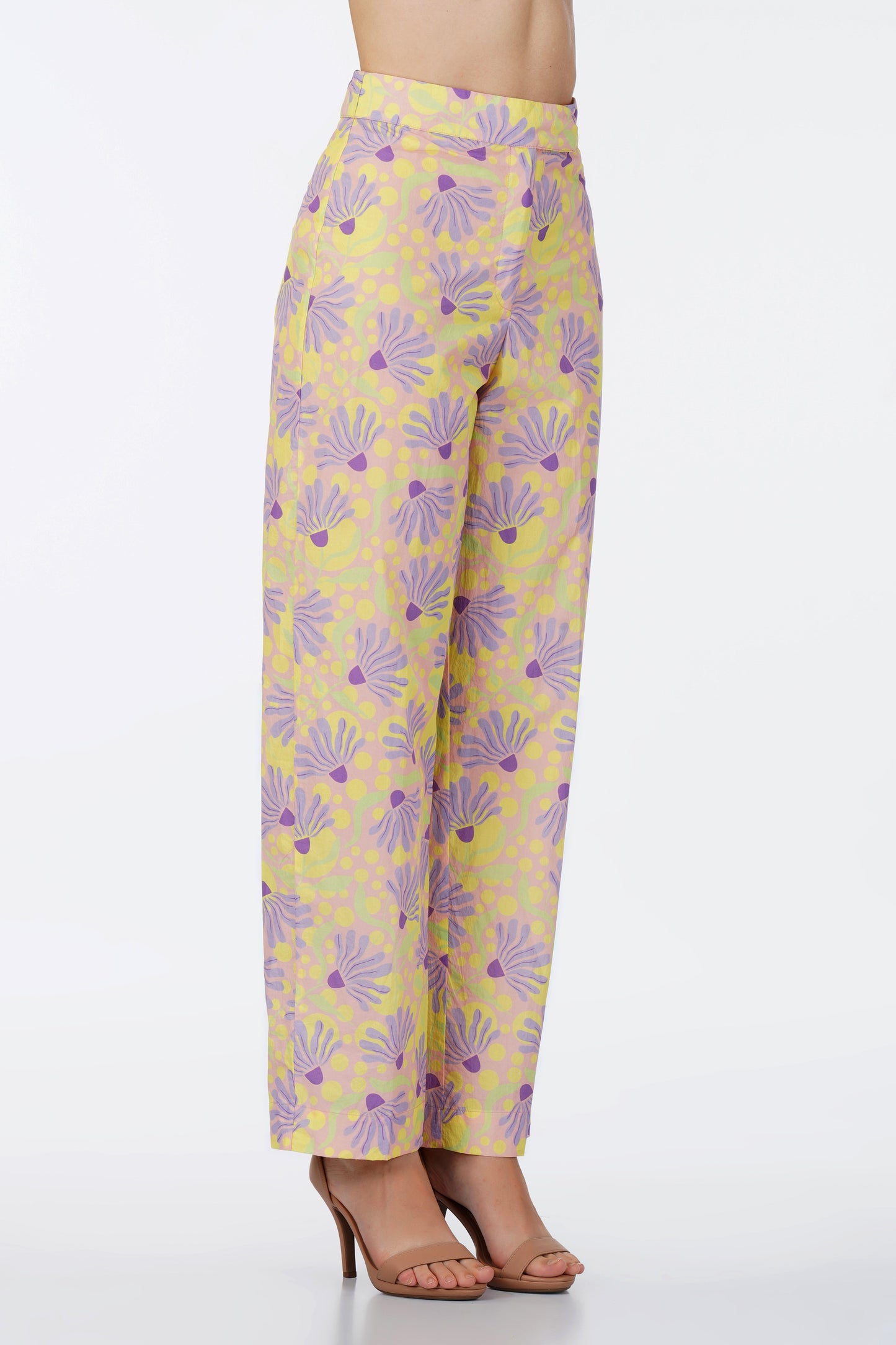 LILIAN PANT